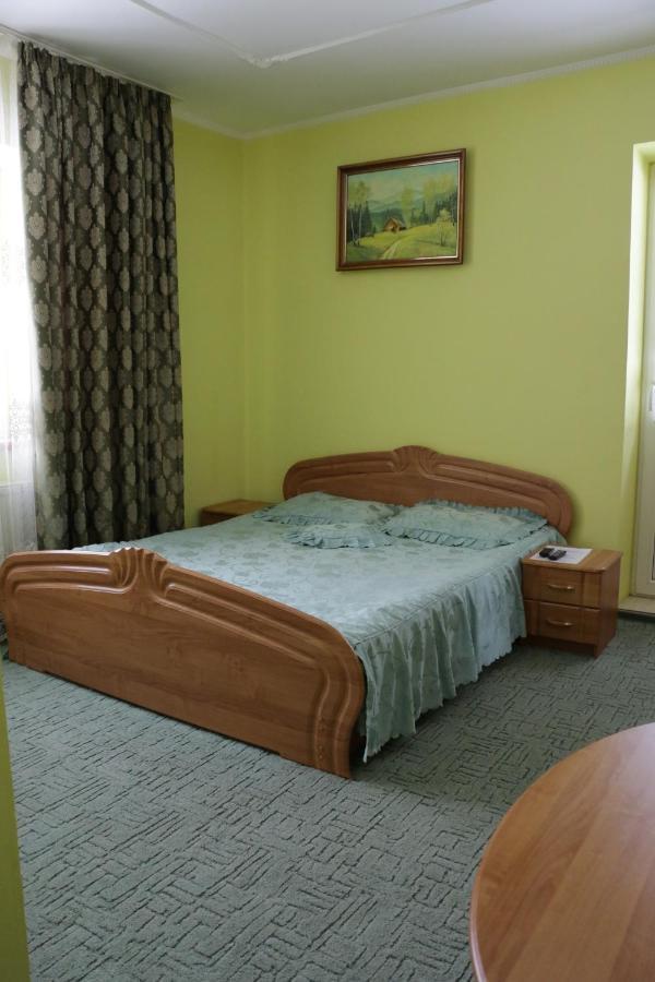 Karpatskyi Maetok Otel Slavske Dış mekan fotoğraf